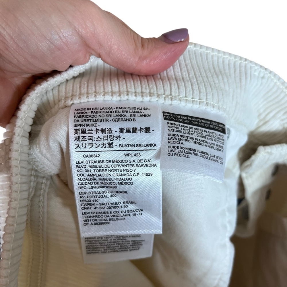 Levi's | Premium Ribcage Straight Ankle Corduroy Pants Cream Beige Boho Prep 31 - Picture 9 of 11
